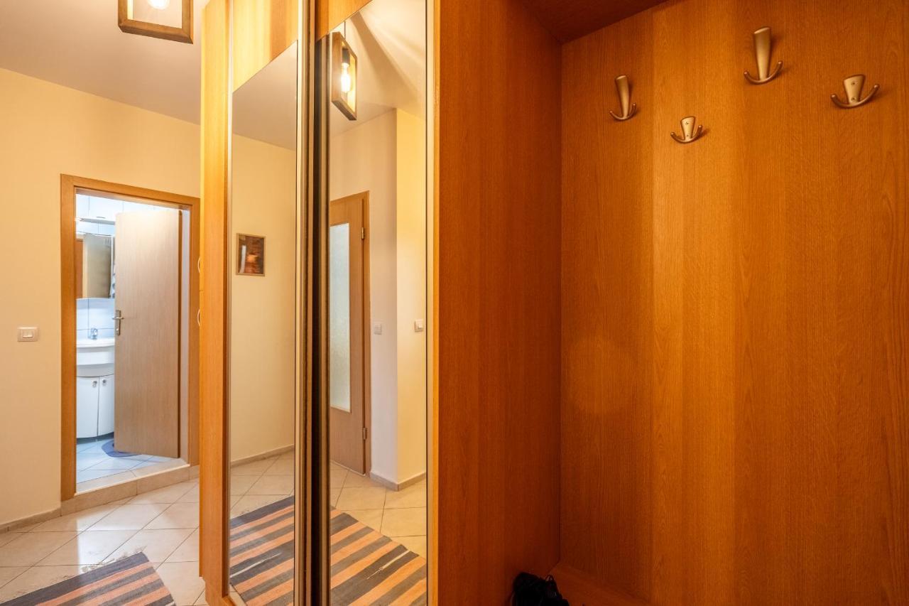 Premium Comfy 2Bdr Apt - Free Parking - Fast Wi-Fi Sofia Luaran gambar