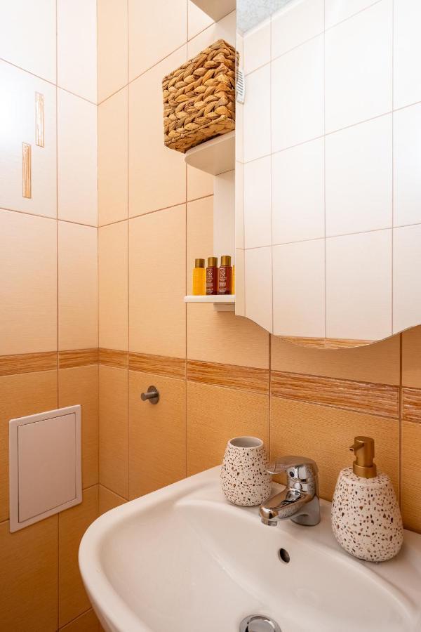 Premium Comfy 2Bdr Apt - Free Parking - Fast Wi-Fi Sofia Luaran gambar