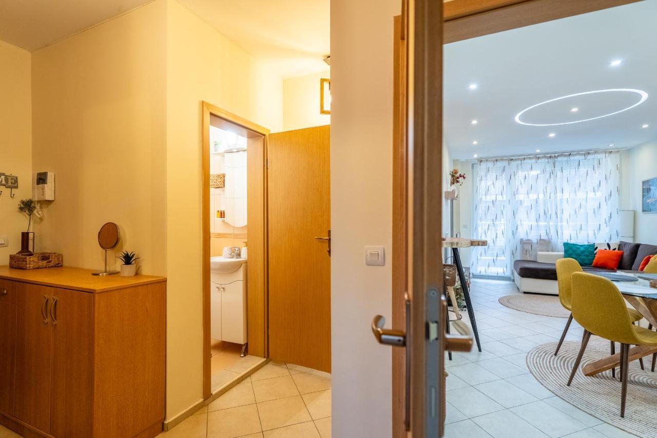 Premium Comfy 2Bdr Apt - Free Parking - Fast Wi-Fi Sofia Luaran gambar