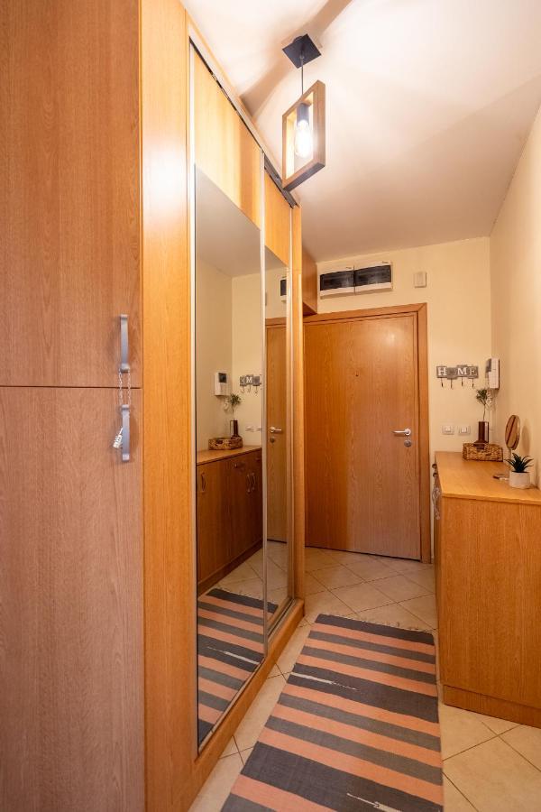 Premium Comfy 2Bdr Apt - Free Parking - Fast Wi-Fi Sofia Luaran gambar