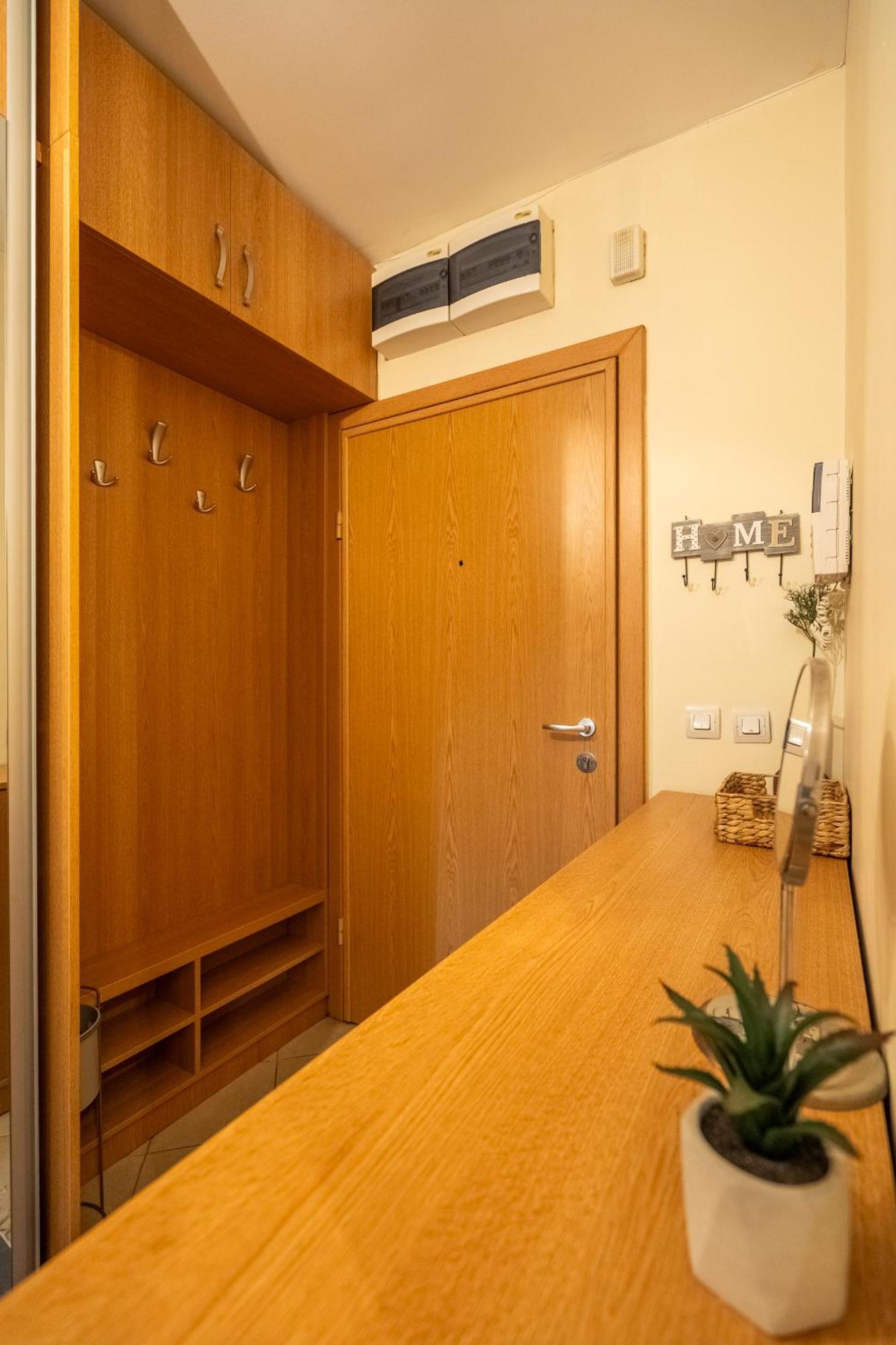 Premium Comfy 2Bdr Apt - Free Parking - Fast Wi-Fi Sofia Luaran gambar