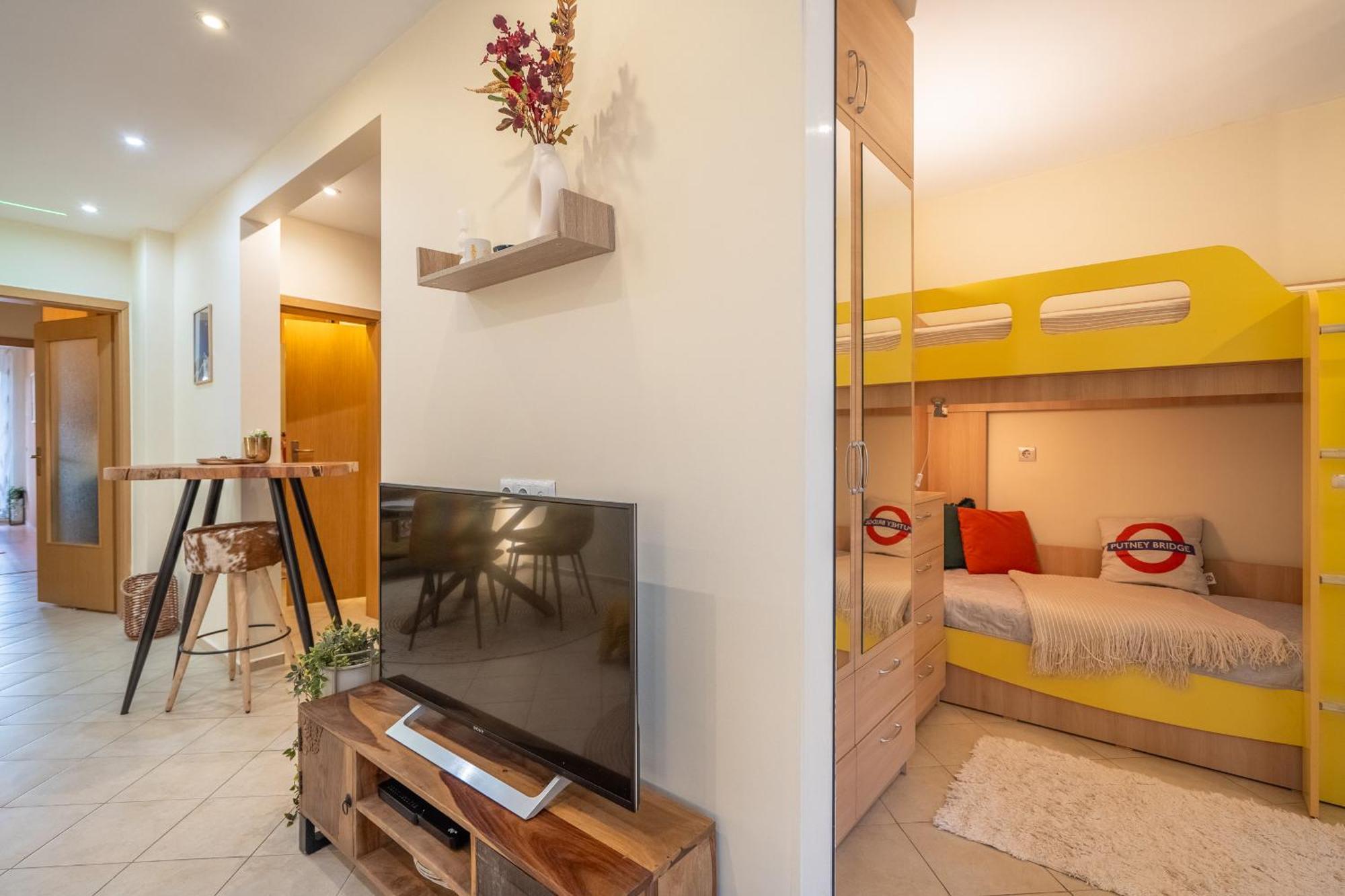 Premium Comfy 2Bdr Apt - Free Parking - Fast Wi-Fi Sofia Luaran gambar